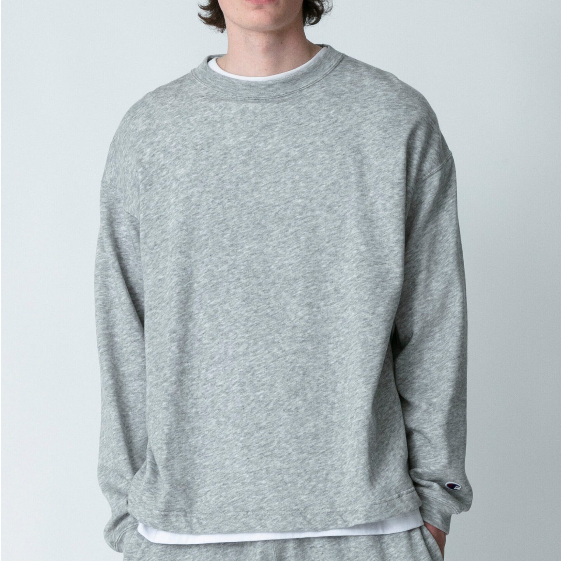 ウルトラ L.W.D. スウェットプルオーバー